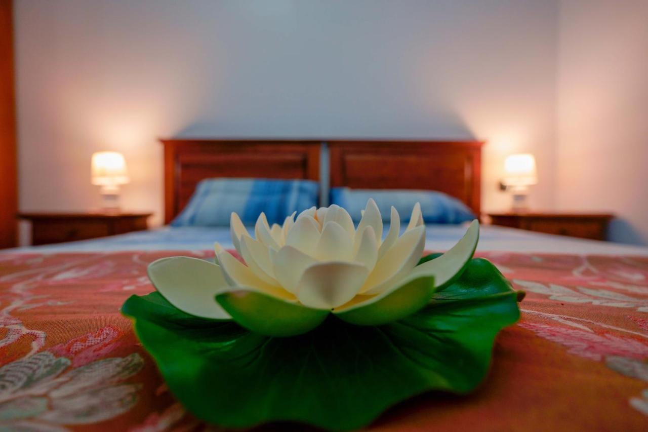 Bed And Breakfast Cairoli Exclusive Room San Pietro Vernotico Exterior foto